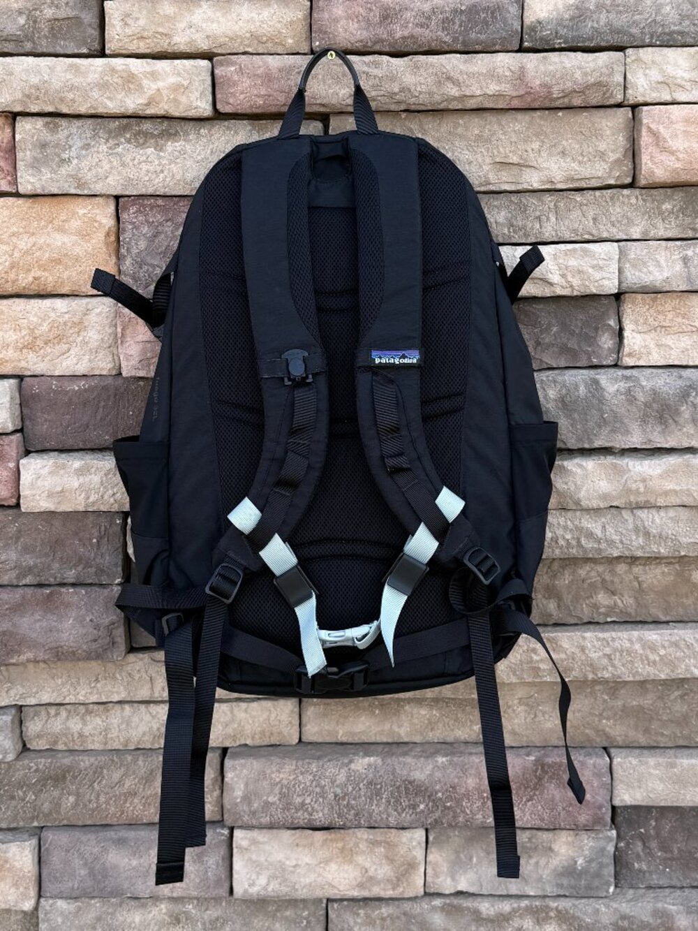 Patagonia Fuego Pack 32L Backpack – Black - Picture 2 of 10